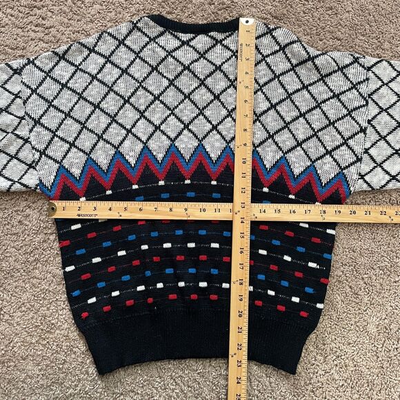 Vintage Sweater Size Petite Medium MP Black White Knit Retro Print 80s Pullover - Picture 14 of 15